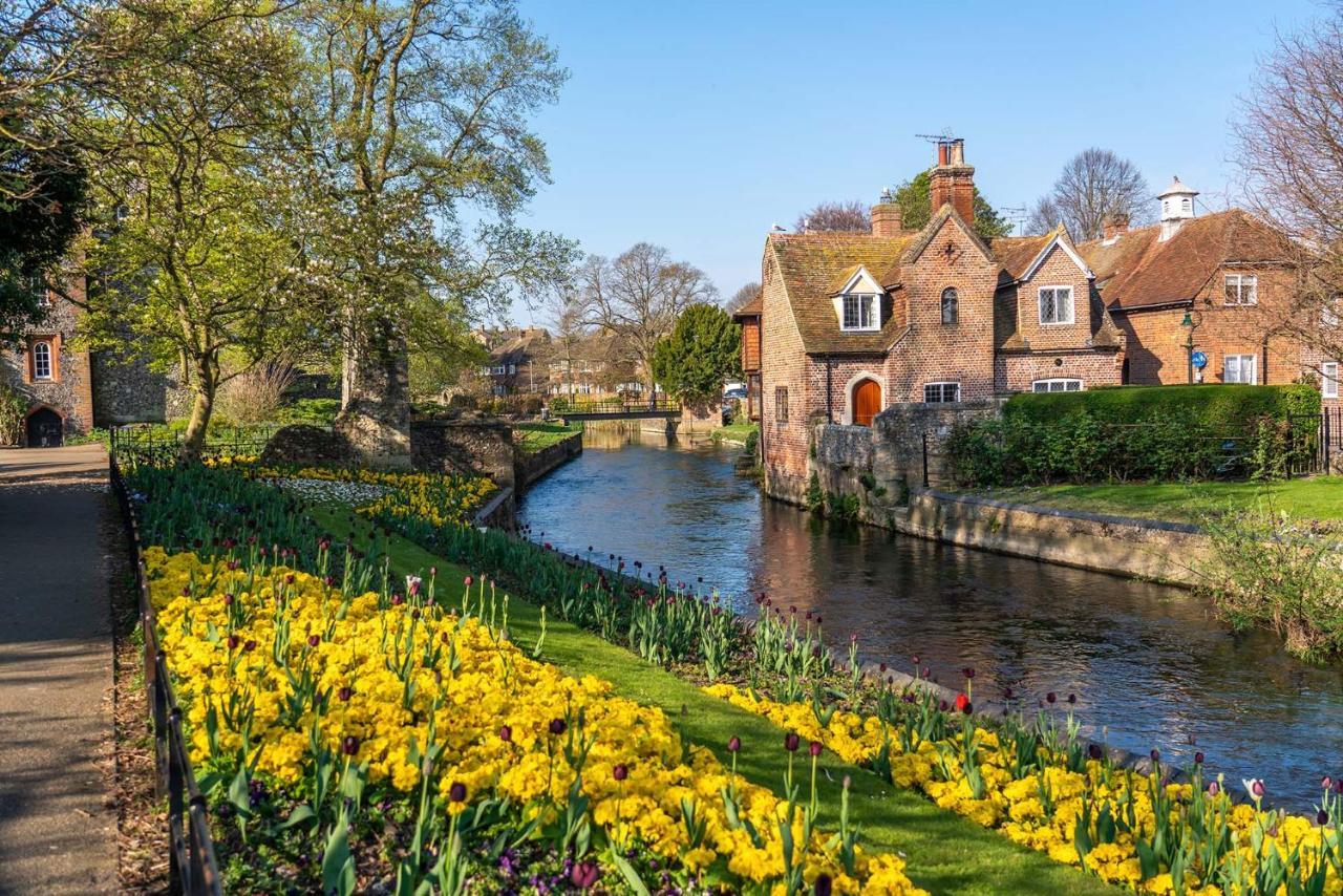 Two Bedroom House In Canterbury City Centre Buitenkant foto