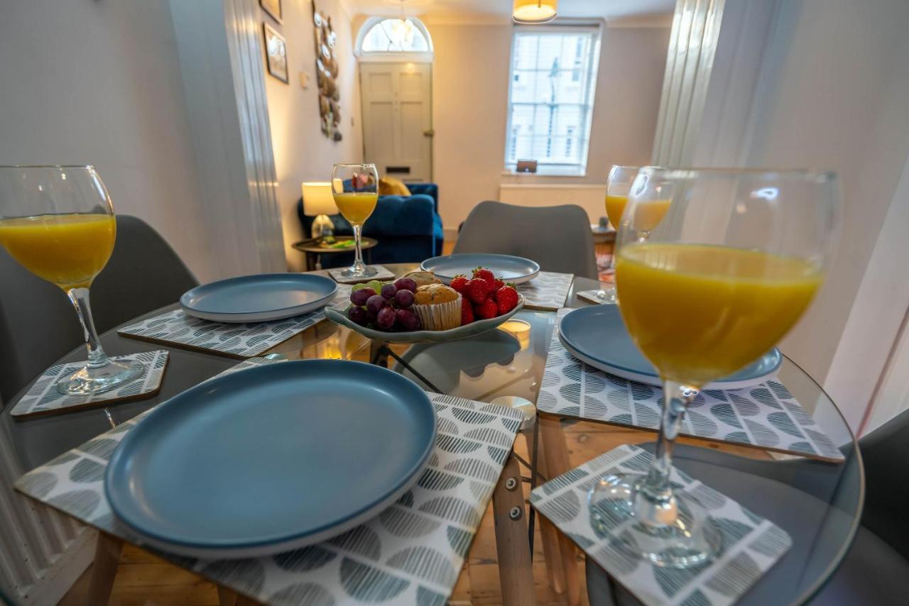 Two Bedroom House In Canterbury City Centre Buitenkant foto