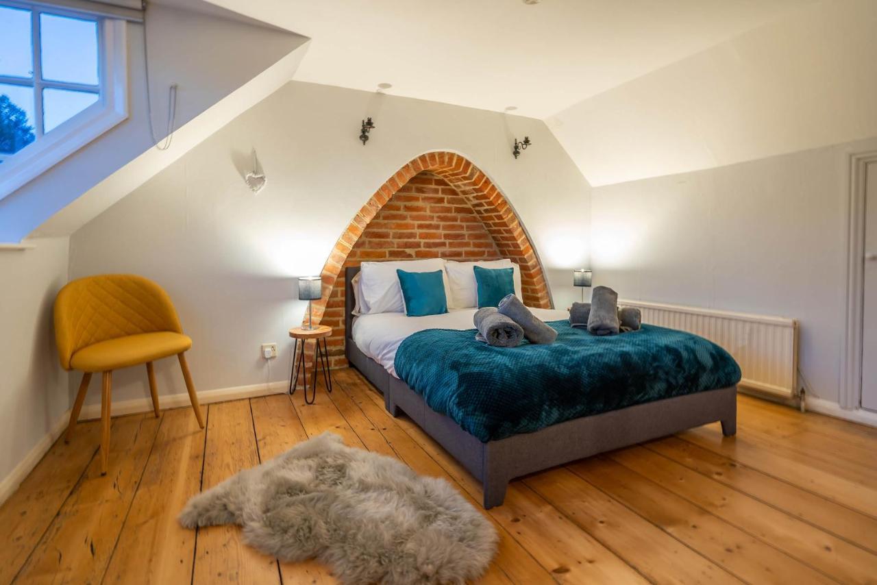 Two Bedroom House In Canterbury City Centre Buitenkant foto