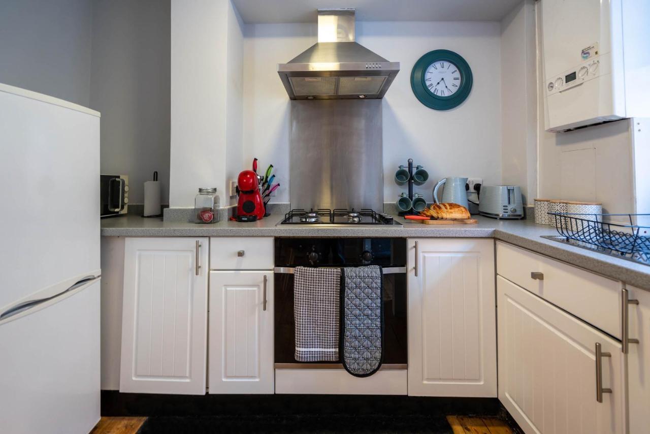Two Bedroom House In Canterbury City Centre Buitenkant foto